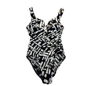Miraclesuit Womens Black & White Geometric Print One-Piece Swimsuit Size 16